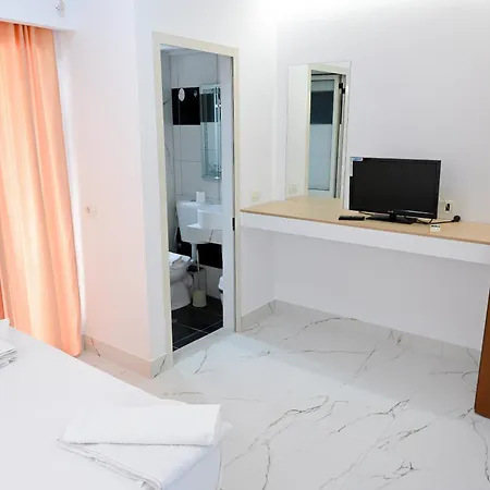 Hotel Max Kriti