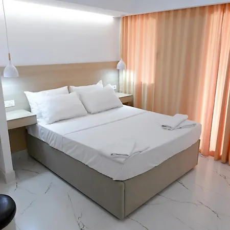 Otel Max Kriti 3*