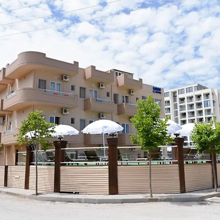 Max Kriti Hotel Shëngjin